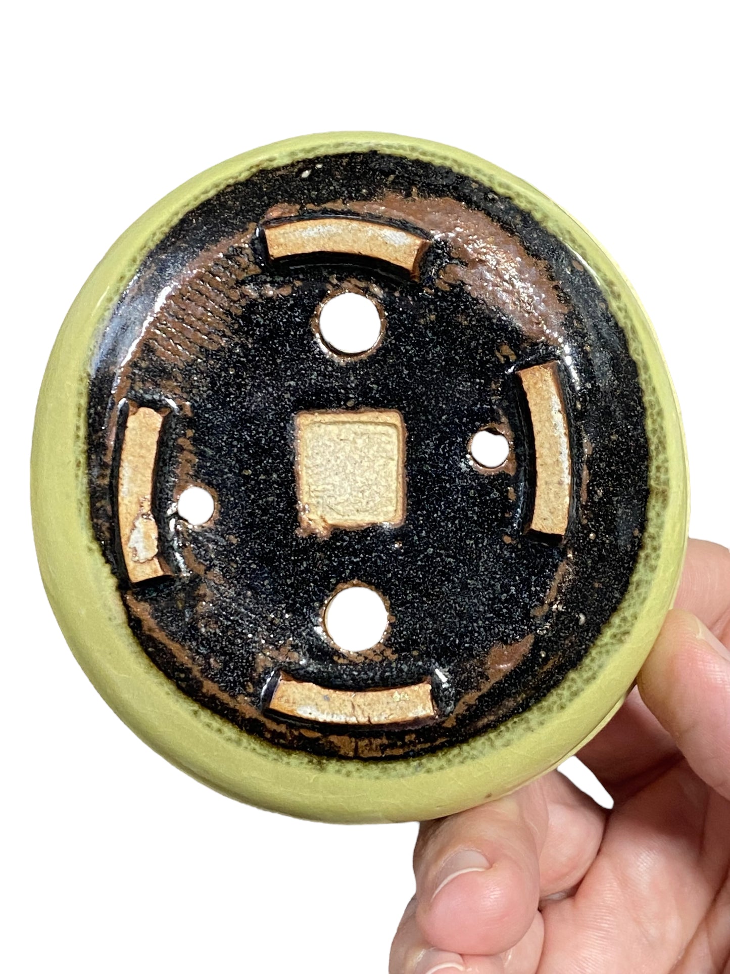 Heian Kosen - Yellow Footed Round Bonsai Pot (4-5/16" wide)