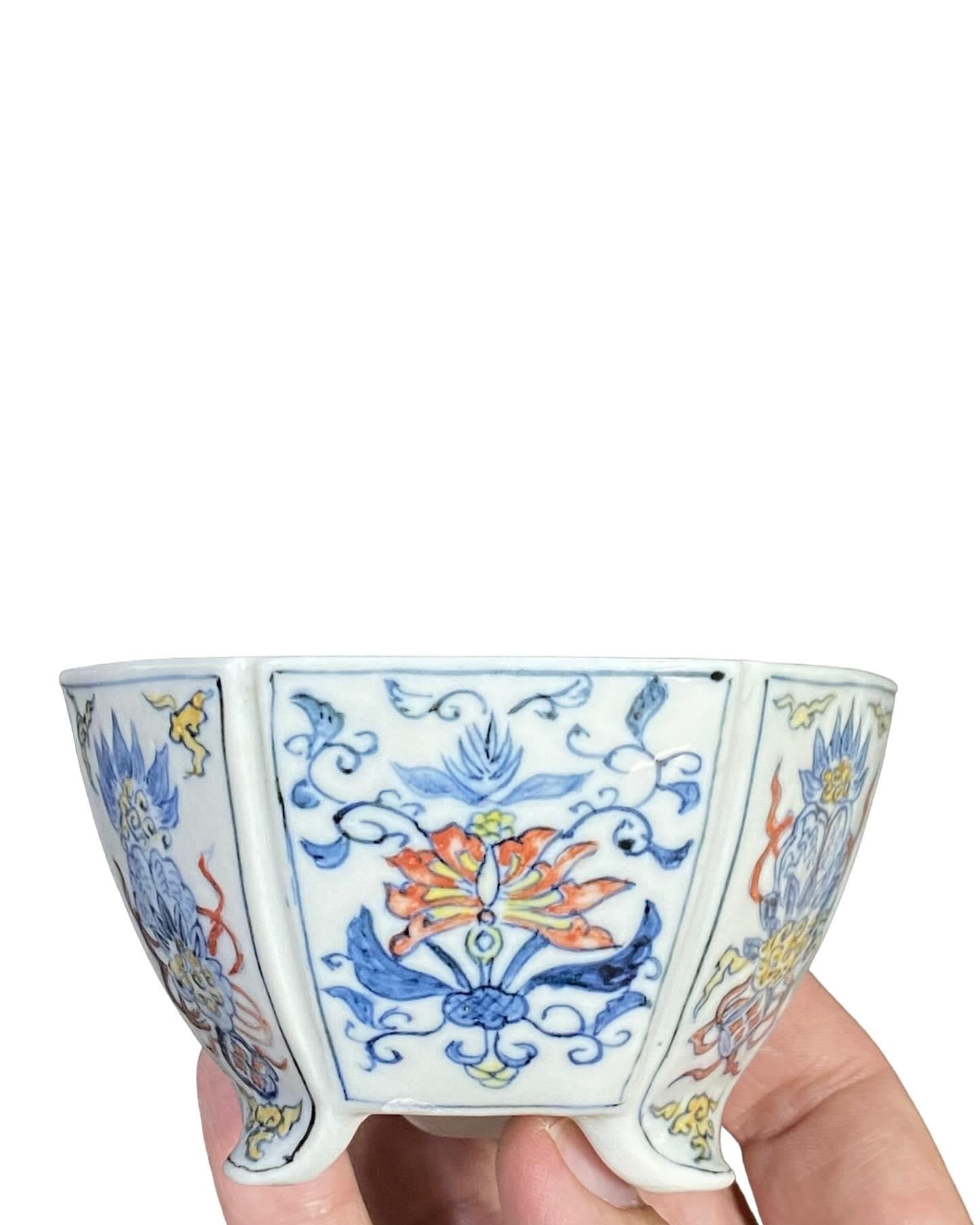 Kutani Houzan - Hand Painted Hexagon Bonsai Pot (3-7/8” wide)